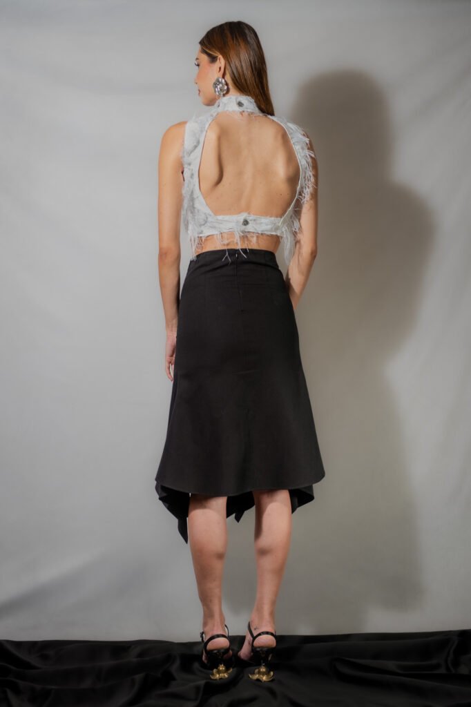 SS26 – Top Liseron blanc et jupe Acanthe noire 4