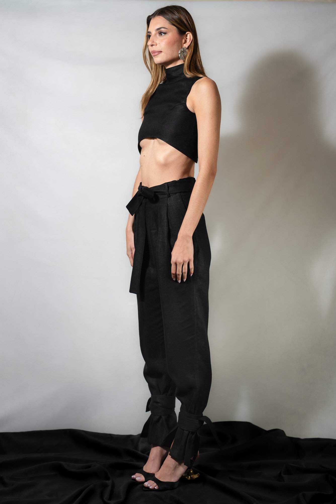 SS26 – Top Liseron noir et pantalon Lierre noir 3